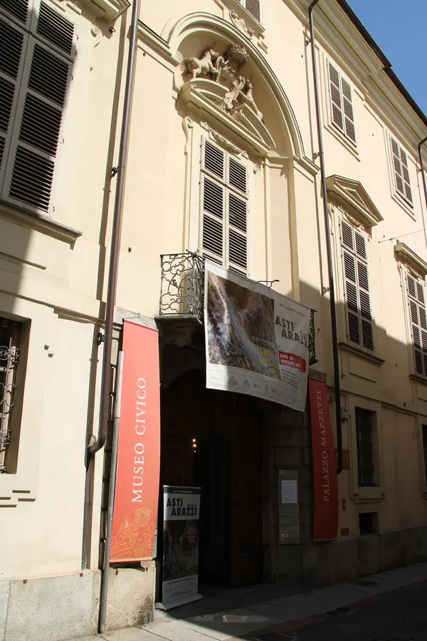 Palazzo Mazzetti, Asti