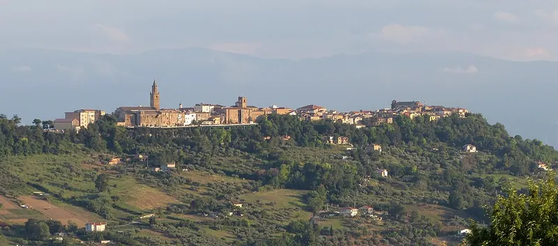 Città Sant'Angelo, Vestino