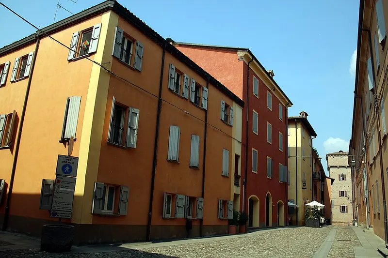 Castelvetro di Modena, Colline modenesi