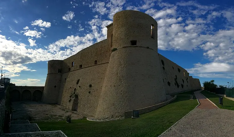 Castello Aragonese di Ortona, Ortona