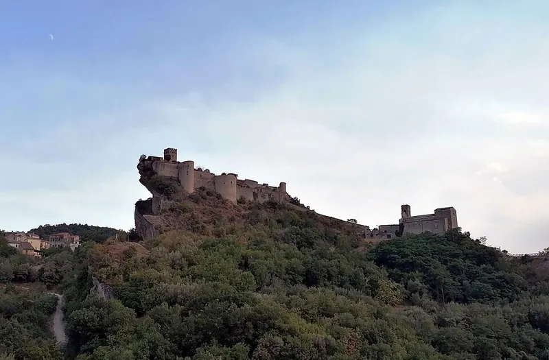 Castello di Roccascalegna, Roccascalegna