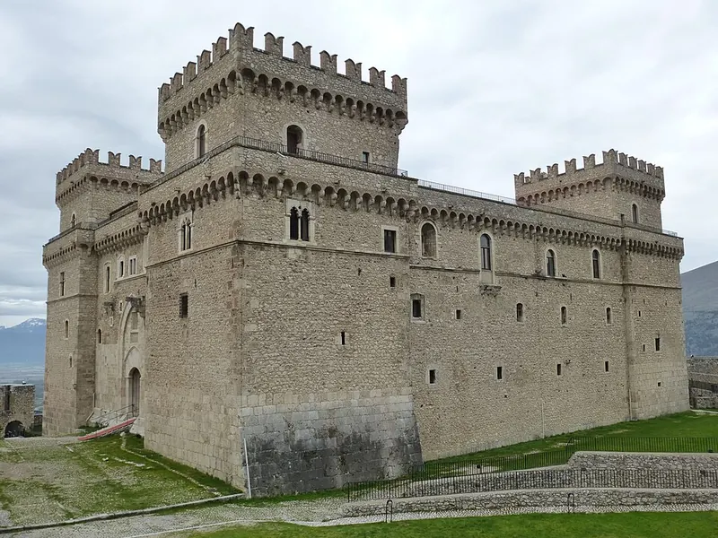 Castello Piccolomini di Celano, Celano