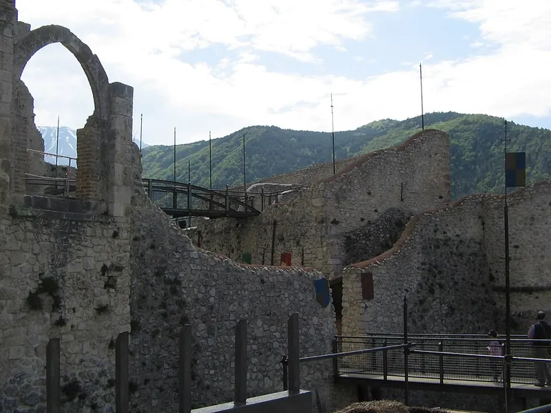 Castello Caldora, Pacentro