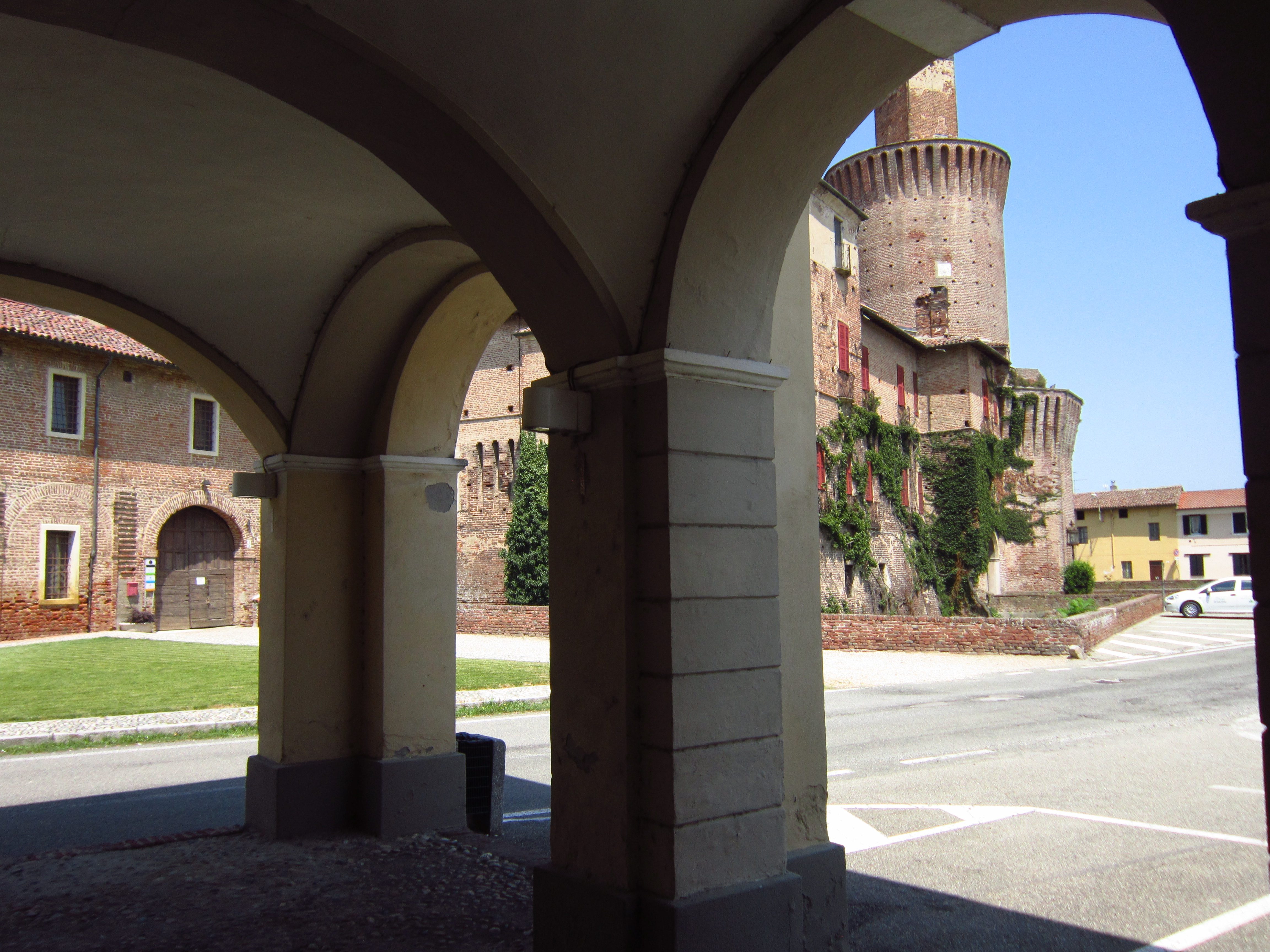 Castello di Sartirana Lomellina