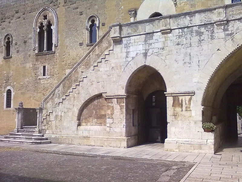 Castello normanno-svevo di Gioia del Colle, Gioia del Colle