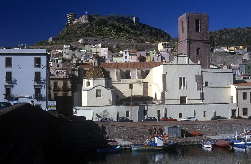 Castello di Serravalle (Malaspina), Bosa