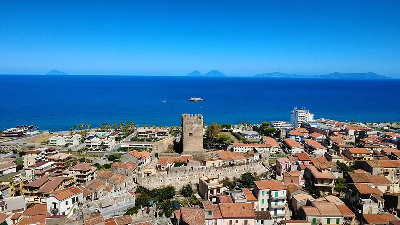 Castello di Brolo, Brolo