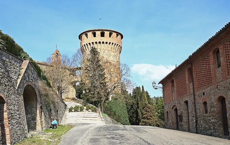 Castello della Sala, Ficulle