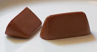 Due gianduiotti