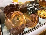 Pan di ramerino, "Pandisdramerino" in Maremma, "Ramerino all'olio" nell'aretino