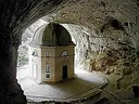 Tempio del Valadier, Genga