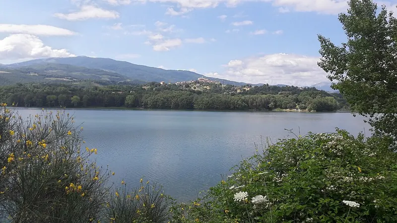 Lago del Pertusillo, Grumento Nova