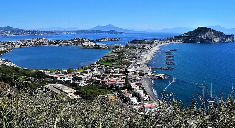 Lago Miseno, Bacoli