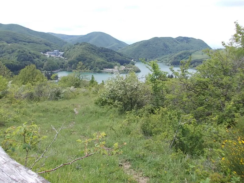 Il lago del Brasimone a Camugnano, Appennino bolognese