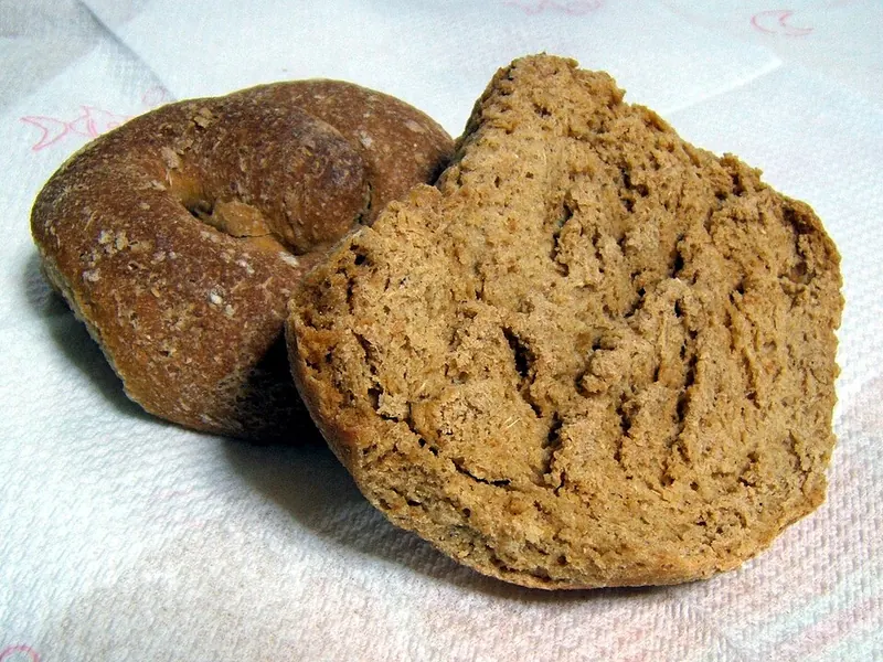 Frisella pugliese, ciambella di grano duro biscottata