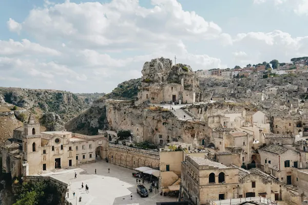 Matera – Tour a piedi nei Sassi