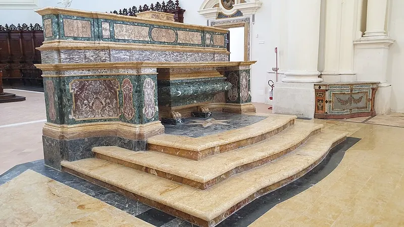 Badia Morronese, Sulmona