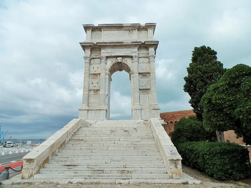 Arco di Traiano, Ancona