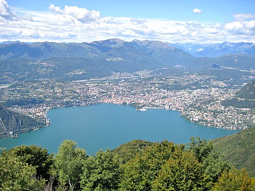 Vista su Lugano dal Belvedere di Sighignola