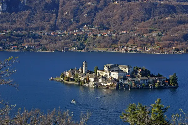 Vista del Lago d'Orta dal Sacro Monte di Orta