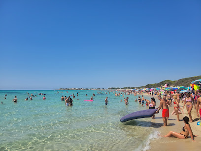 Spiaggia caraibica di Punta Prosciutto in Salento, Puglia